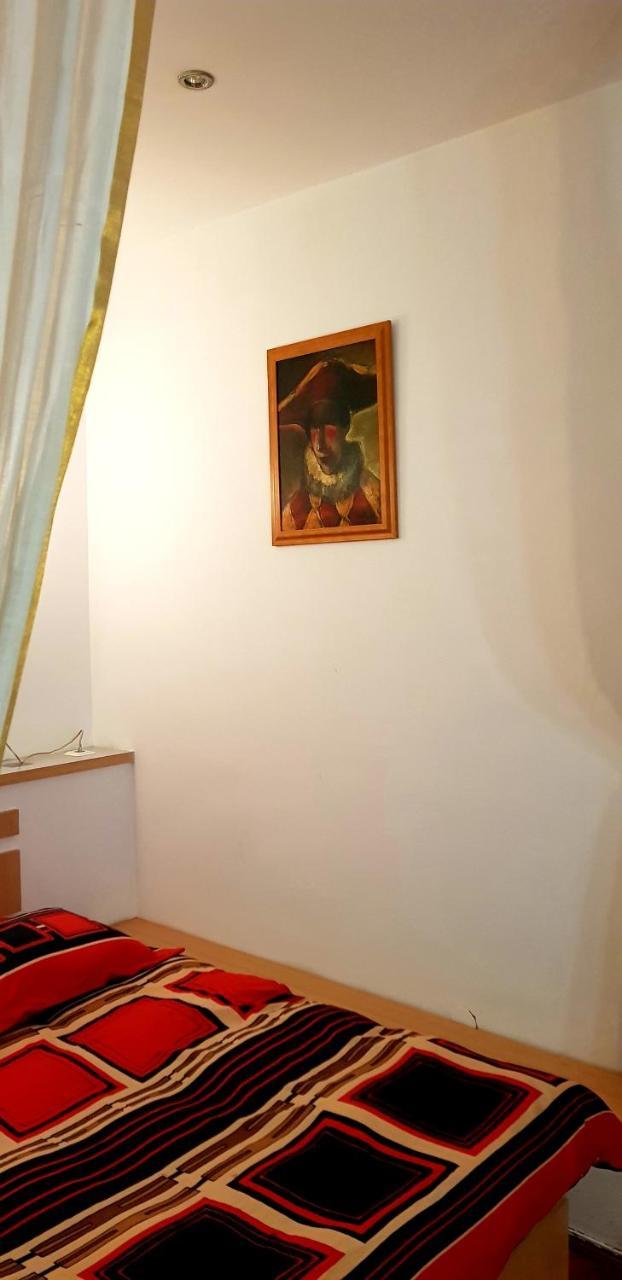 Hospitality Centrum - Nicolae Iorga Βουκουρέστι Δωμάτιο φωτογραφία