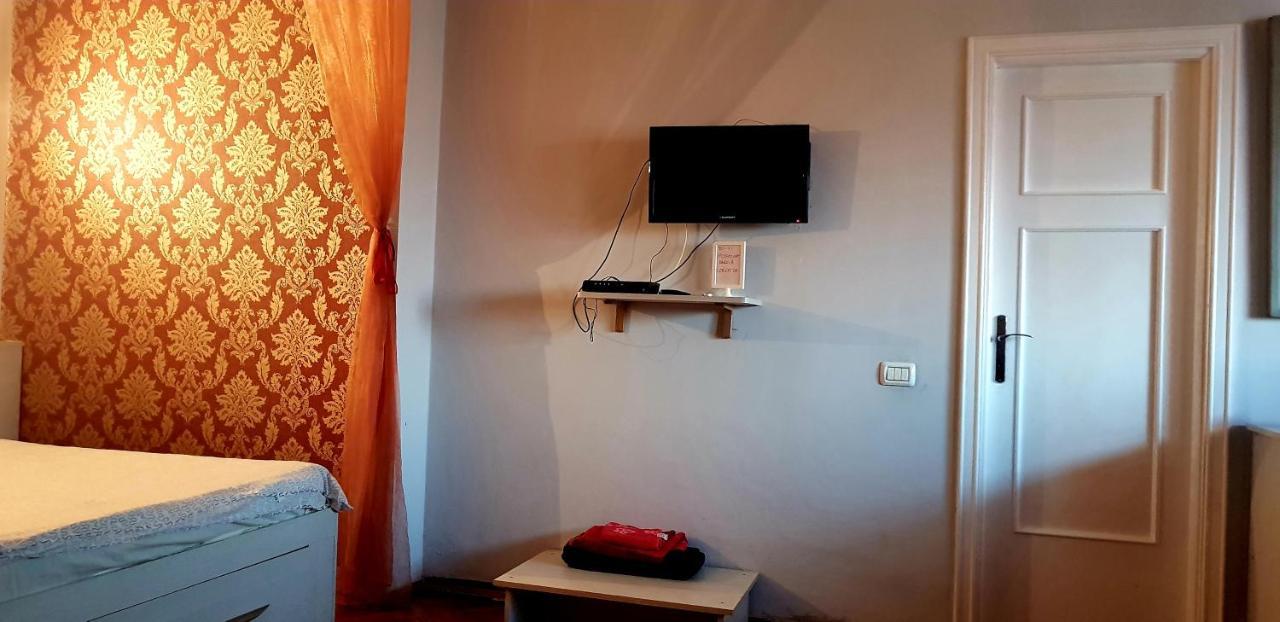 Hospitality Centrum - Nicolae Iorga Βουκουρέστι Δωμάτιο φωτογραφία